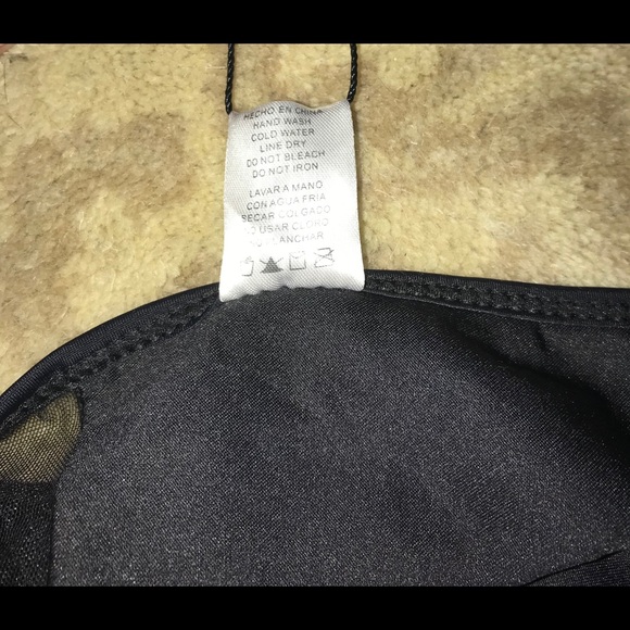 Black Front-Zip One Piece Swimsuit - Picture 4 of 4